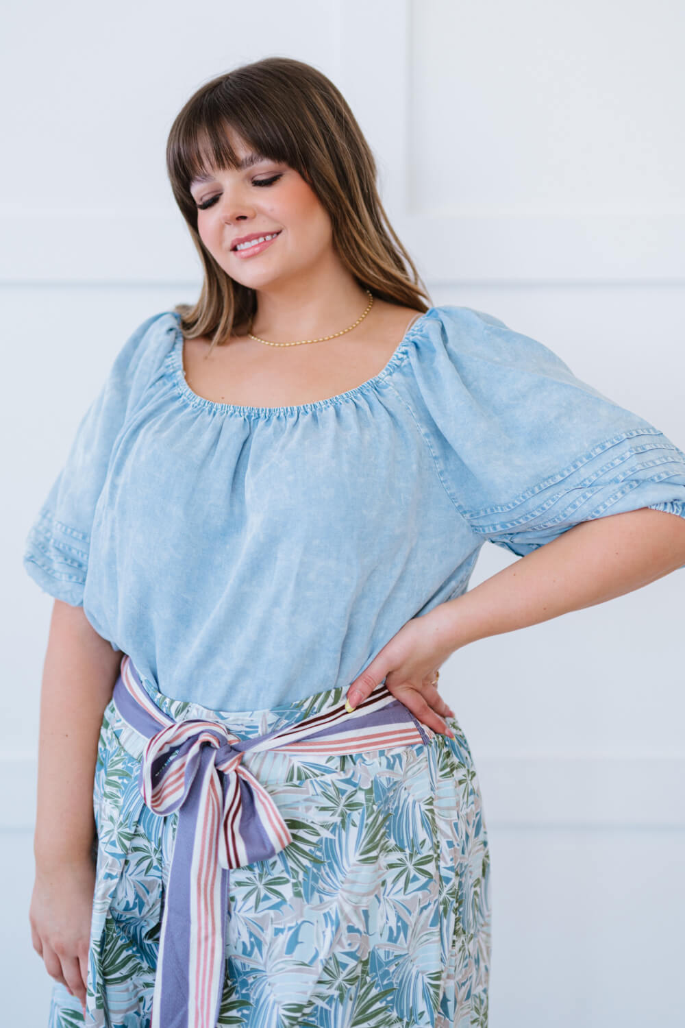 Doe & Rae Keep Me Close Chambray Top - LXM Fashion 